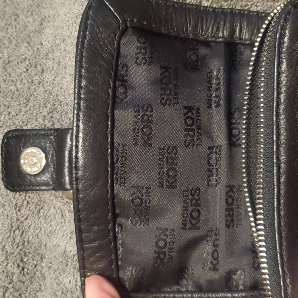 Michael Kors Wristlet - Picture 4 of 11